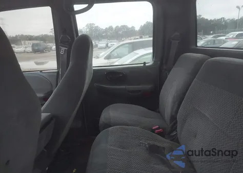 2001 Ford F-150 King Ranch Edition/Lariat/Xlt из США, поврежденный, VIN 1FTRW08L51KE45649